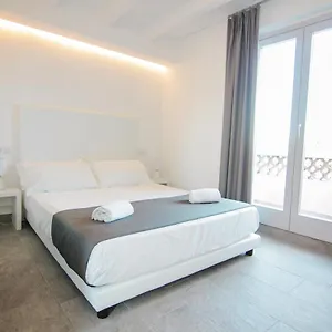 *** Bed and breakfast Maison Du Port 42 Francia